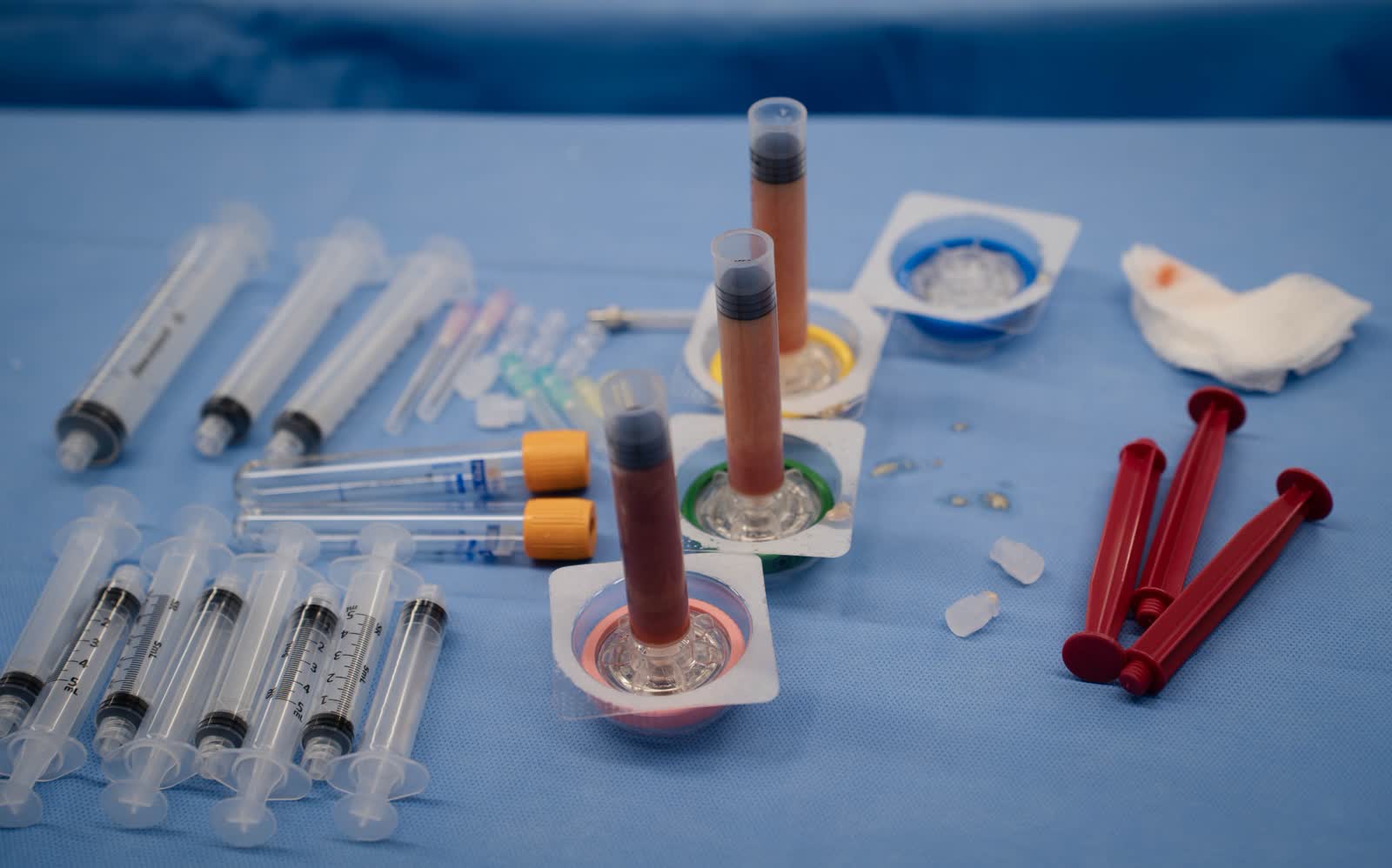 Materiais e equipamentos de cirurgia a laser